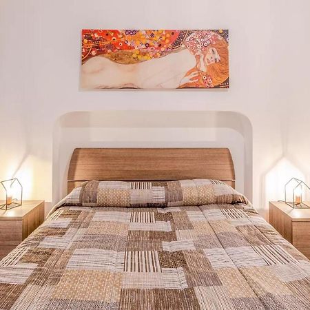 Oikia Sea Apartman Szirakúza Kültér fotó