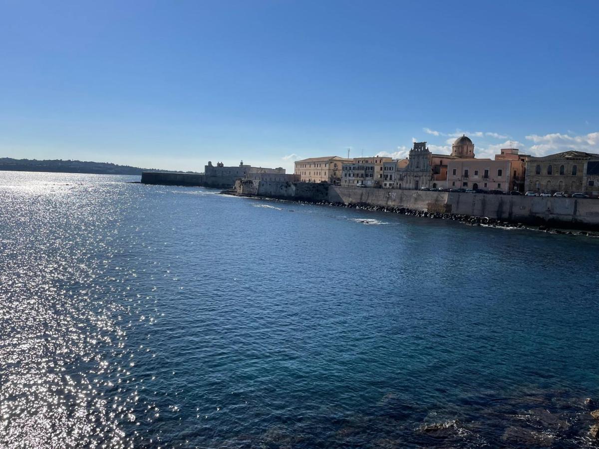 Oikia Sea Apartman Szirakúza Kültér fotó
